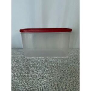 Rubbermaid Food Storage Container Red Lid Rectangle 2.5L Made in USA